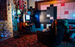 Зал "PIXELS". Яркая площадка в стилистике 90-х