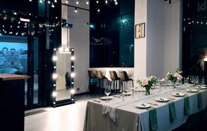 Стильный лофт с панорамными окнами