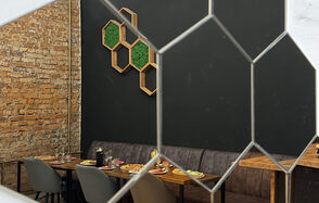 Лофт малый. Яркий лофт-зал