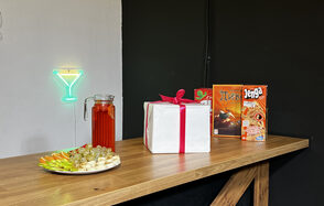 Лофт малый. Яркий лофт-зал