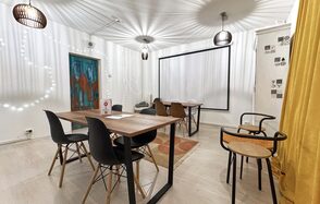 Уютная светлая комната