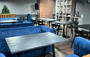 Просторное антикафе