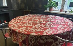 Уютное помещение 20 кв. м с большим окном