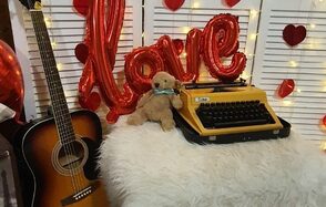 Светлый зал 30 кв. м с естественным светом