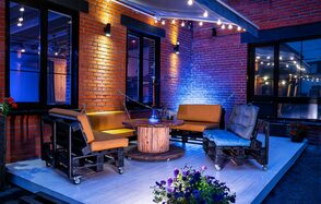 Лофт с верандой, мангалом и сценическим оборудованием