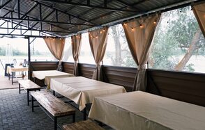 Беседка на берегу Волги