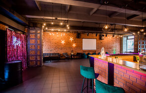 Атмосферное лофт-пространство с выходом на веранду