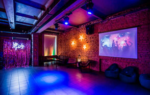 Атмосферное лофт-пространство с выходом на веранду