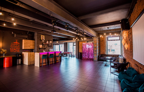 Атмосферное лофт-пространство с выходом на веранду