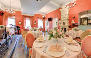 Антуражный банкетный зал