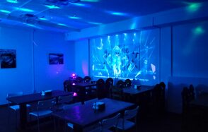 Уютная кофейня под закрытие