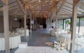 Банкетный зал в яхт-клубе