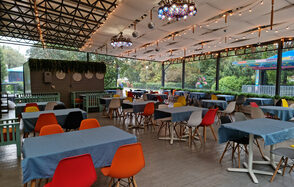 Банкетный зал с верандой