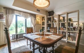 Stroganoff Bar & Grill. Двухэтажный банкетный зал