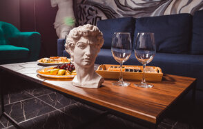 Античный лофт-зал