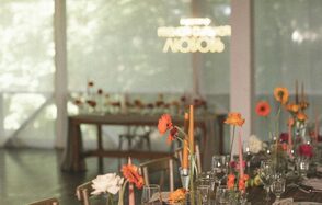 Белоснежный банкетный зал в Усадьбе Лесной Берег