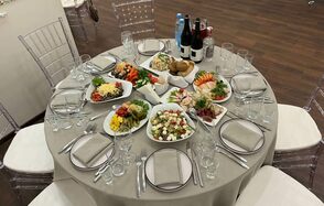 Аманд Холл. Банкетный зал с видом на Неву