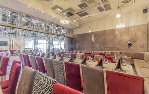 Мраморный банкетный зал