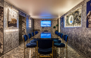 Зал Noar. Эстетичный лофт 