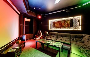 Friend's Hall. Харизма Зал №5 Вайб 