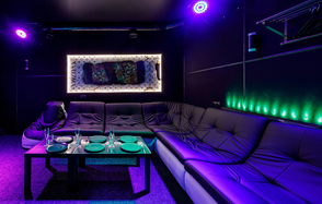 Friend's Hall. Харизма Зал №5 Вайб 