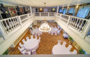 Банкетный зал в стиле усадьбы 18 века