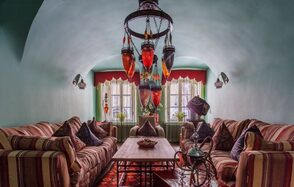 Банкетный зал в мавританском стиле