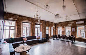 Винтажный лофт-зал 