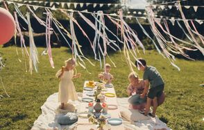 Загородный коттедж с большой территорией в экостиле в Химках