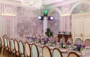 Крыша. Банкетный зал в историческом центре