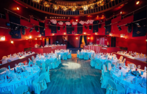 Банкетный зал в особняке княгини 