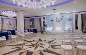 Роскошный зал для банкета