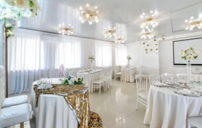 Amulet. Банкетный зал с двумя зонами