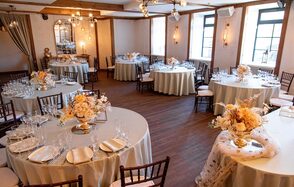 Весенний. Светлый банкетный зал