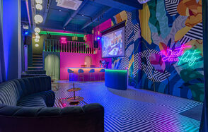 Лофт Май. Зал Мира