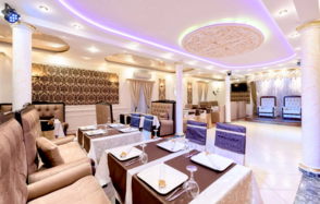 Виноград. Банкетный зал с террасой 