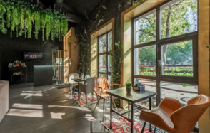 Банкетный зал в лаундж-баре Soho