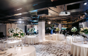 Marseria. Светлый банкетный зал