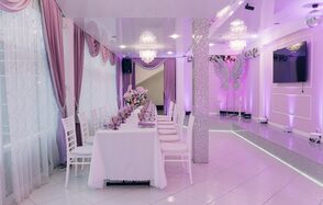 Кирочный двор. Банкетный зал в сиреневых оттенках