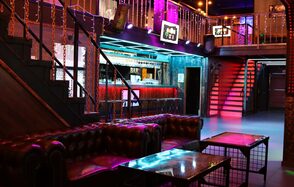 Функциональный двухуровневый лофт