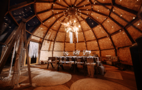 В кругу своих. Банкетный зал в загородном пространстве 