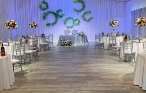 Пушкинская Усадьба. Банкетный зал за городом