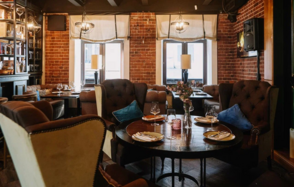 Svoy. Банкетный зал в ресторане 