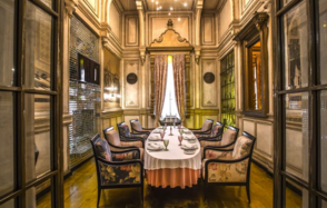 Паризьен. Небольшой банкетный зал