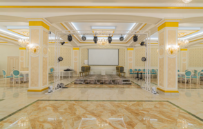 Меридиан. Роскошный банкетный зал 