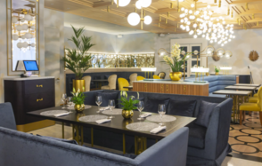 Seasons. Банкетный зал в пастельных тонах 