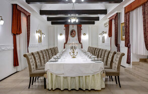 Усадьба. Белый банкетный зал