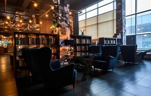 ILLSKILL LOUNGE (ИЛЛСКИЛЛ ЛАУНЖ). Яркое пространство для вашего мероприятия