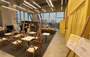 Художественная лофт-студия под закрытие