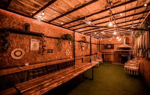 Пространство для любых мероприятий с верандой и грилем